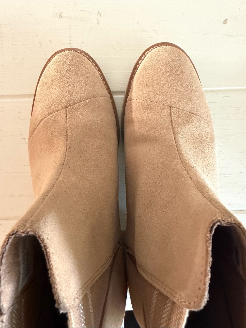 TOMS Cleo Desert Tan Suede Chelsea Boots Sz 7.5 Water Resistant NWOB - Picture 6 of 16